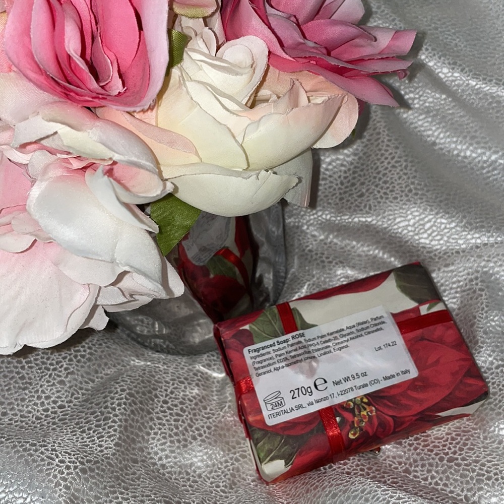 Fragranced soap :ROSE - Picture 3 of 4